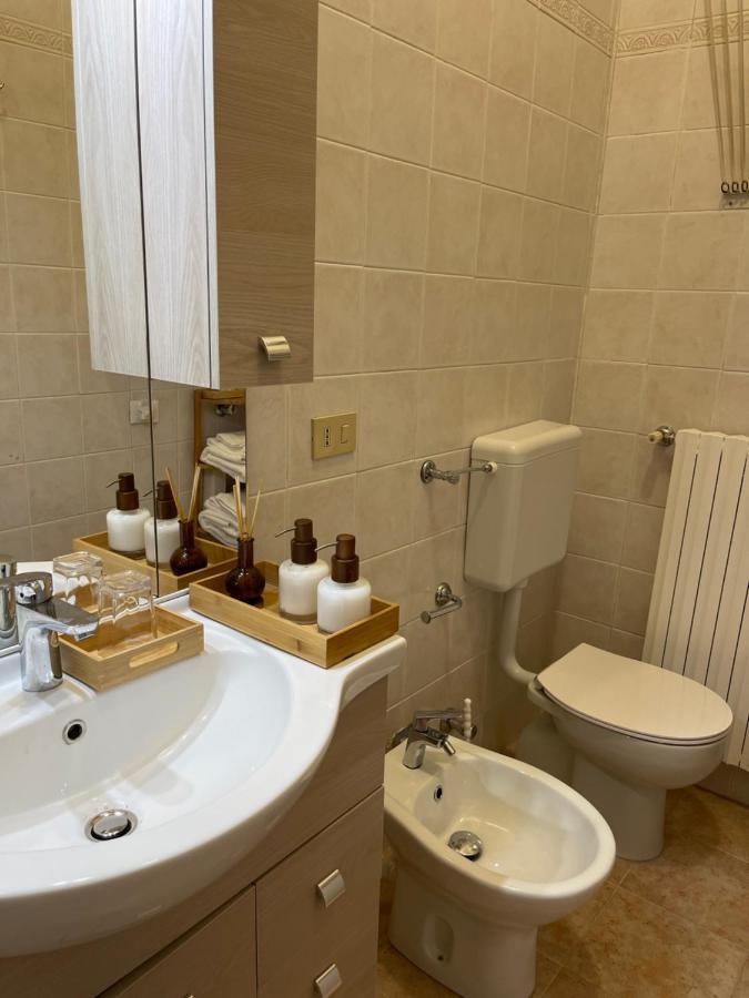Oxalis Apartment Bologna Bagian luar foto
