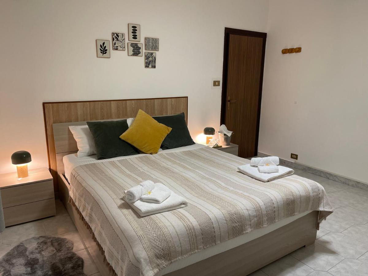 Oxalis Apartment Bologna Bagian luar foto